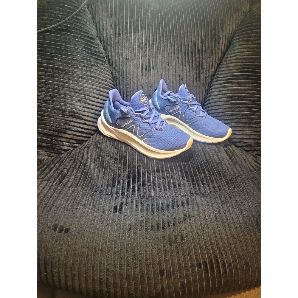 New Balance FuelCell Women’s Running Shoes – Blue – Size 7.5